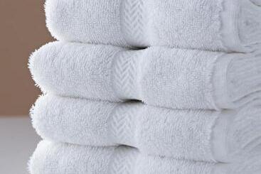 هتل Holiday Inn Express & Suites Atlanta Airport Ne   Hapeville, An Ihg