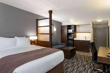 Microtel Inn & Suites By Wyndham Mont Tremblant