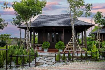 Thư Duy Resort