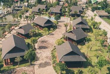 Thư Duy Resort