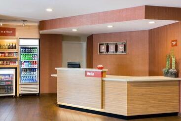 هتل Towneplace Suites By Marriott Kingsville