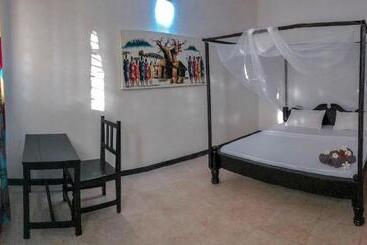 هتل Papaya Guest House Nungwi