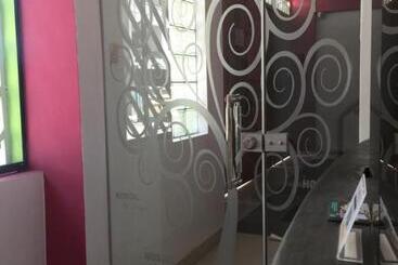 هاستل Suites El Parque