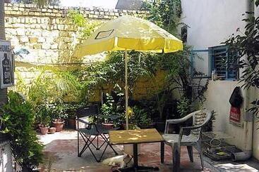 هاستل Zigzag Homestay