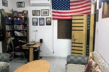 هاستل Zigzag Homestay