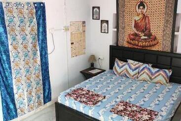 هاستل Zigzag Homestay