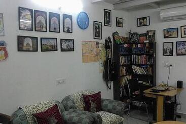 هاستل Zigzag Homestay