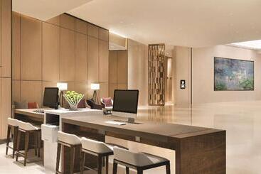 هتل Hyatt Place Shanghai Hongqiao Cbd