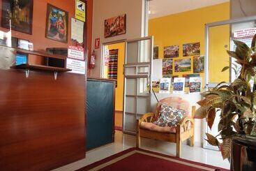 پانسیون Hostal Aly 2