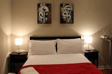 پانسیون Tranquil House B&b 10 Berry St