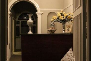 پانسیون Tranquil House B&b 10 Berry St