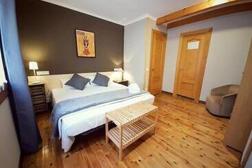 پانسیون Hostal Fonda Prat