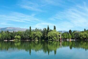 پانسیون Hostal Fonda Prat