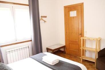 پانسیون Hostal Fonda Prat
