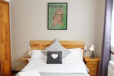 پانسیون Hostal Fonda Prat