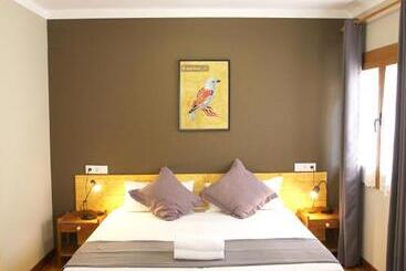 پانسیون Hostal Fonda Prat