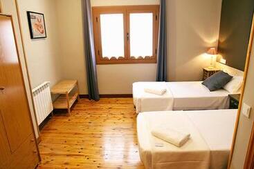 پانسیون Hostal Fonda Prat