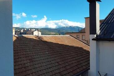 پانسیون Hostal Fonda Prat