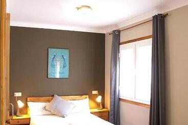 پانسیون Hostal Fonda Prat
