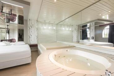 Villages Motel By Drops