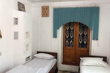 پانسیون Khan Rooms