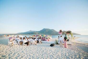渡假胜地  Bintana Sa Paraiso Binunsaran