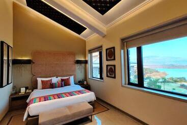 استراحتگاه Fazlani Natures Nest  The Wellness Retreat