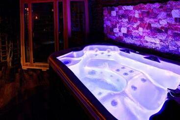 Birdie Pension & Wellness