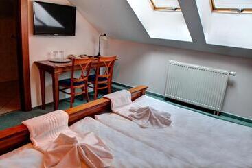 Birdie Pension & Wellness