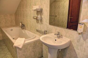 Birdie Pension & Wellness
