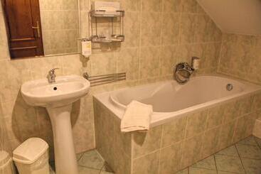 Birdie Pension & Wellness