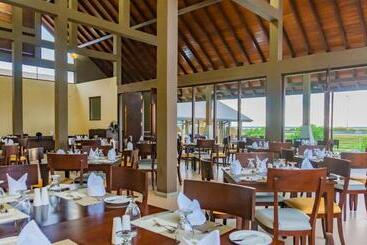 Hotell Amora Lagoon