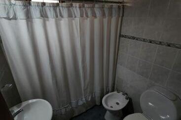 旅馆 Hostal Rio Ona