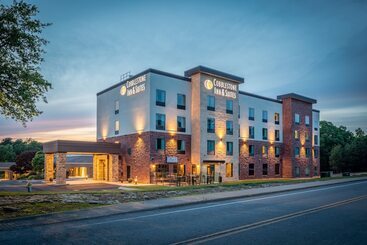 هتل Cobblestone Inn & Suites  Fairfield Bay