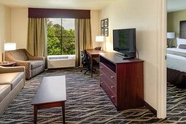 هتل Cobblestone Inn & Suites  Fairfield Bay