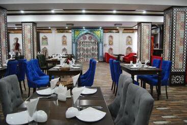 هتل Kesh Palace