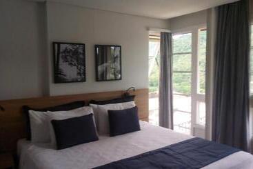 Live Suites Itaipava