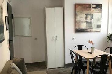 Urban House Siurot 33