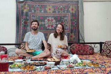 پانسیون Nurobod Guesthouse