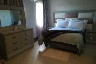 استراحتگاه Pelonngwe Wellness Retreat & Spa
