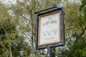 هتل Eliot Arms