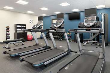 هتل Hampton Inn Champaign Southwest
