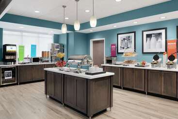 هتل Hampton Inn Champaign Southwest