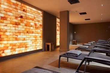 Lighthouse Hotel & Spa