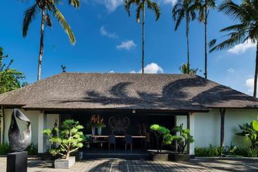 Awan Biru Villas - Payangan
