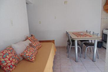 Las Marias Apart