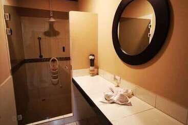 Toucan Hostel
