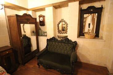 Aynur Hanım Konağı Butik Otel