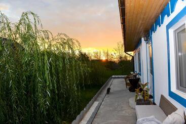 هتل Complex Turistic Casa Anastasia