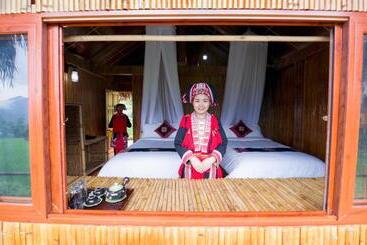 هتل Hoang Su Phi Lodge